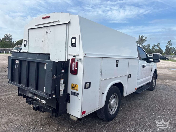 2019-ford-f250-image-3