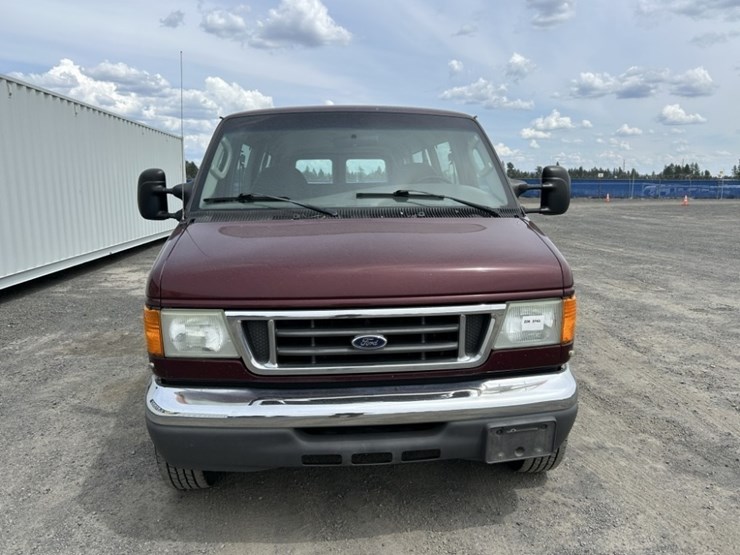 2005-ford-e350-xlt-sd-image-8