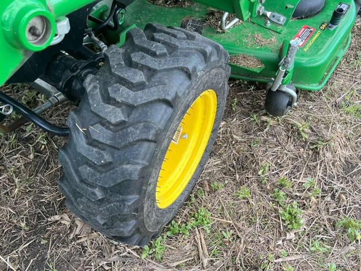 2025-john-deere-2025r-image-67