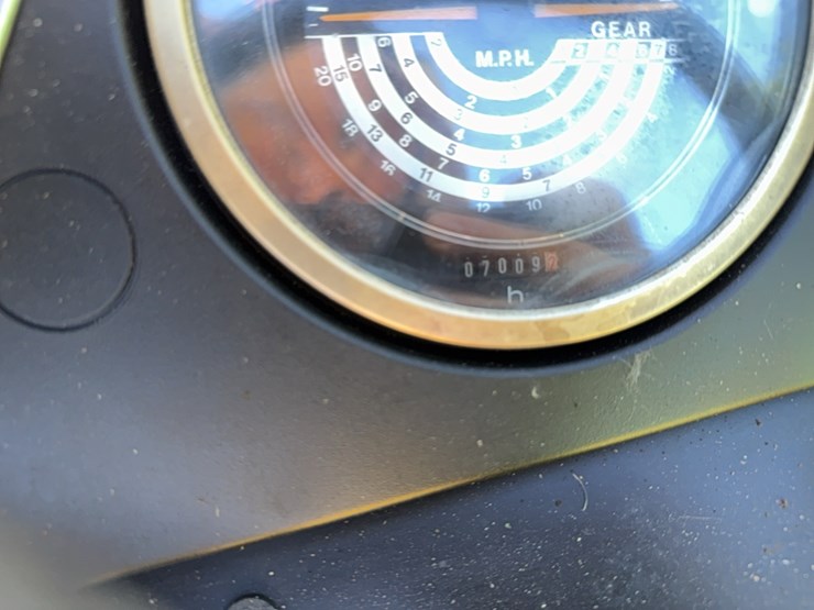 john-deere-2640-image-18