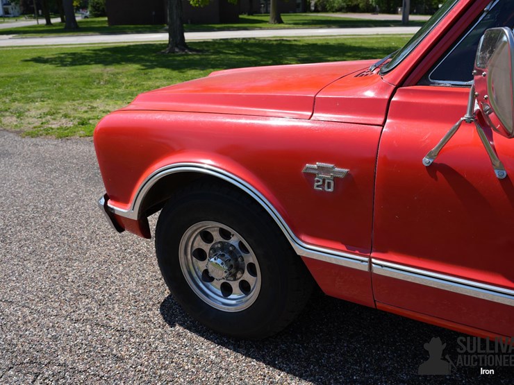 run-#53---1967-chevrolet-cst-20-pickup-image-13
