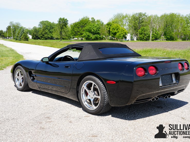 run-#74---2001-chevrolet-corvette-convertible-image-7