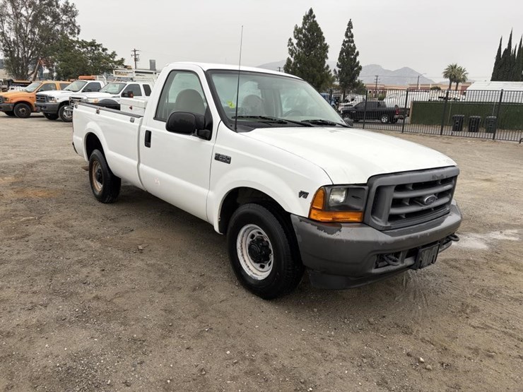 2001-ford-f250-image-2