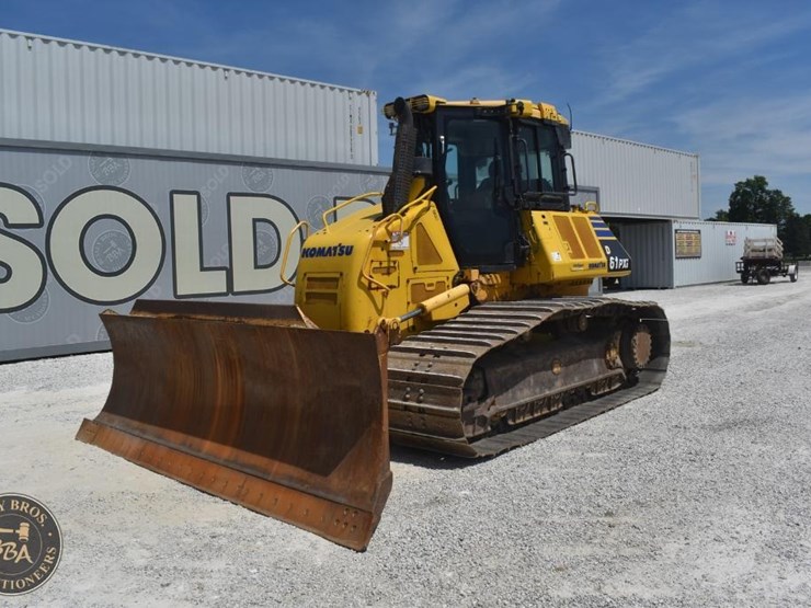 2020-komatsu-d61pxi-24-image-10