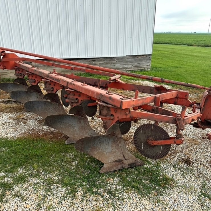 #5589 • Allis Chalmers 2 Point 5 Bottom Plow