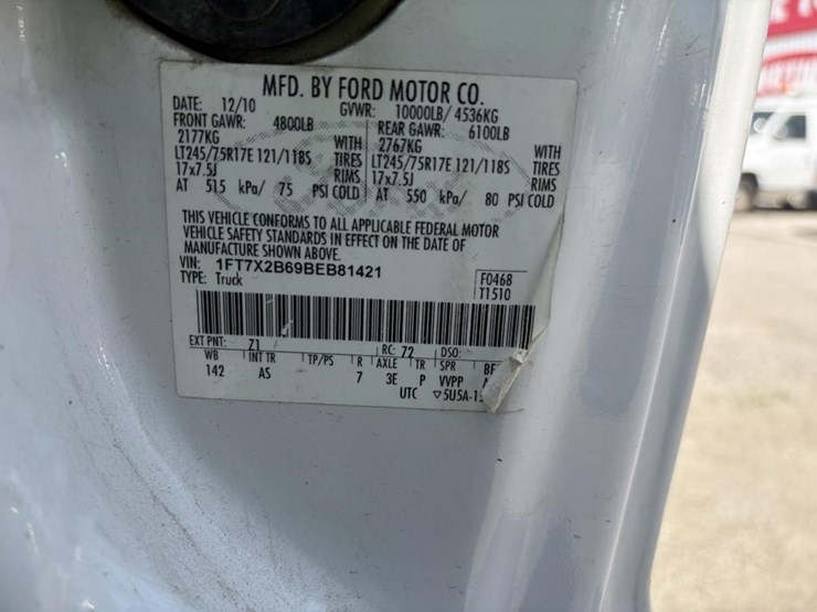 2011-ford-f250-image-21