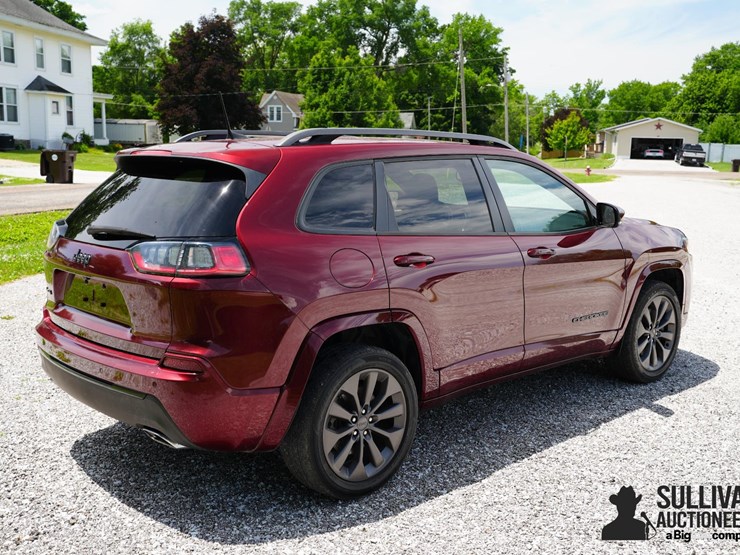 2020-jeep-cherokee-image-5