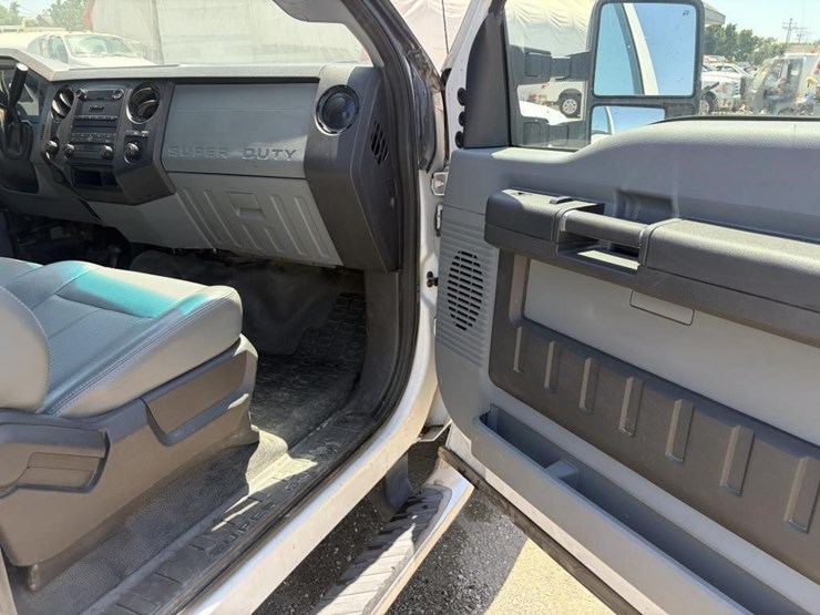 2011-ford-f250-image-10