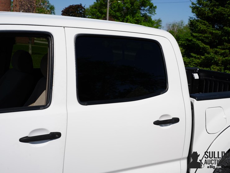 2006-toyota-tacoma-image-19
