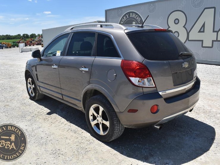 2012-chevrolet-captiva-image-3