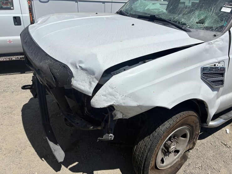 2008-ford-f250-image-13