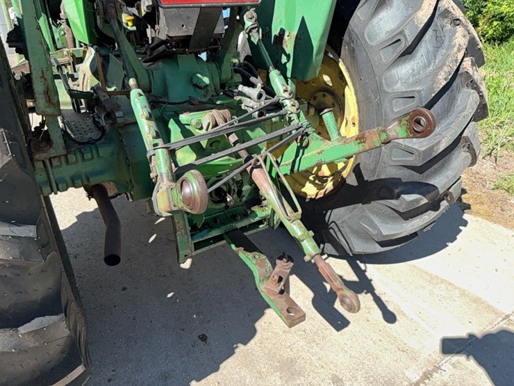 john-deere-2640-image-12
