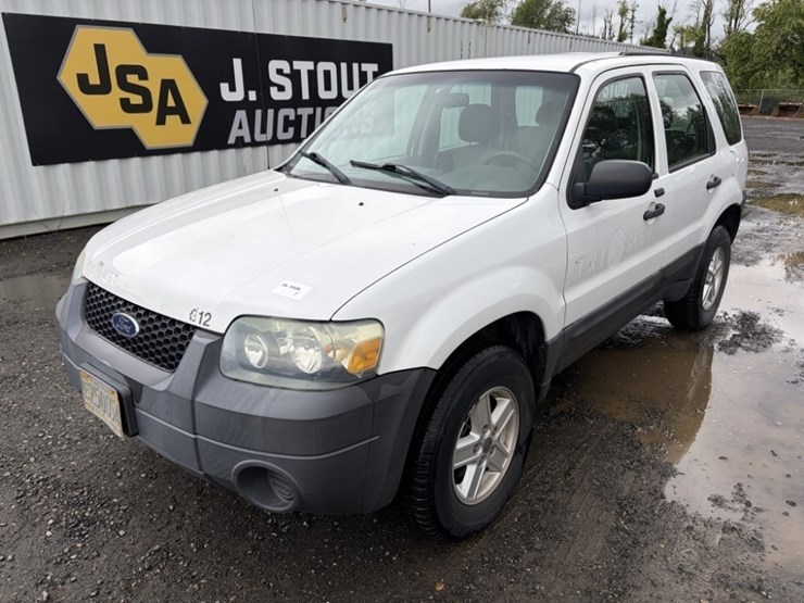 2007-ford-escape-image-1