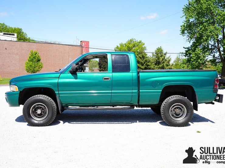 1999-dodge-ram-2500-image-8
