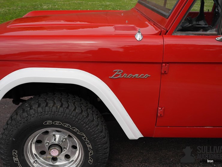 1977-ford-bronco-image-14