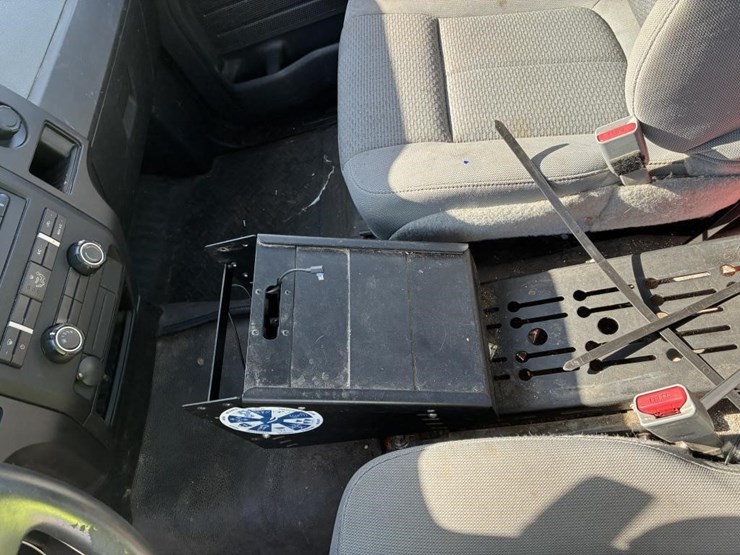 2014-ford-f150-image-16