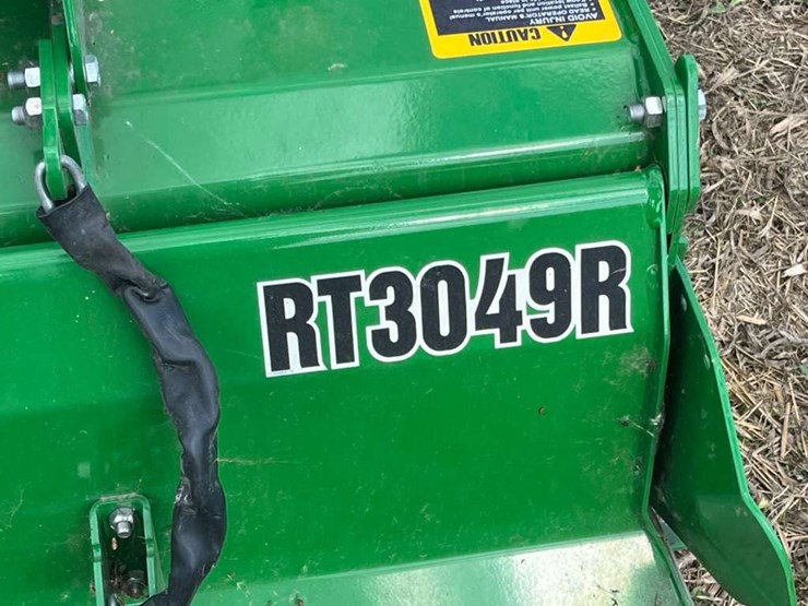 2025-john-deere-2025r-image-58