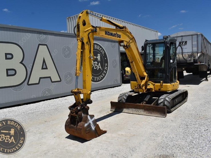 2016-komatsu-pc55mr-5-image-9