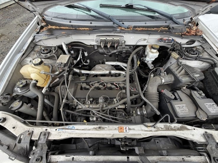 2007-ford-escape-image-13