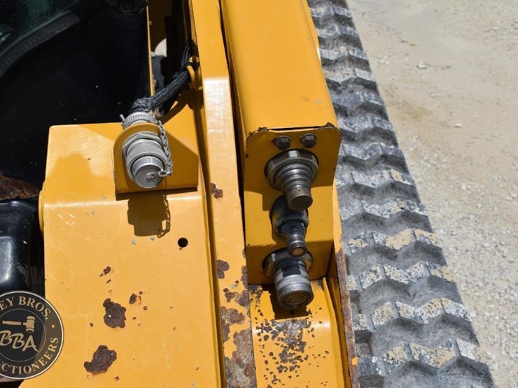 2019-caterpillar-299d2-image-25