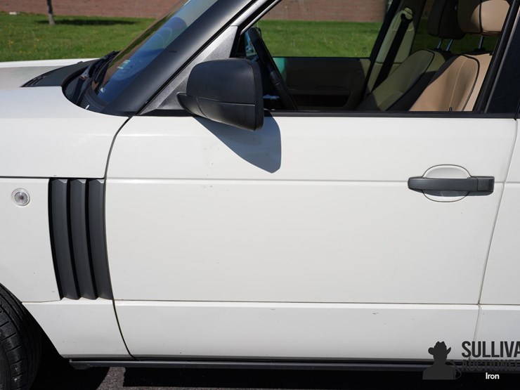 2010-land-rover-range-rover-hse-image-15