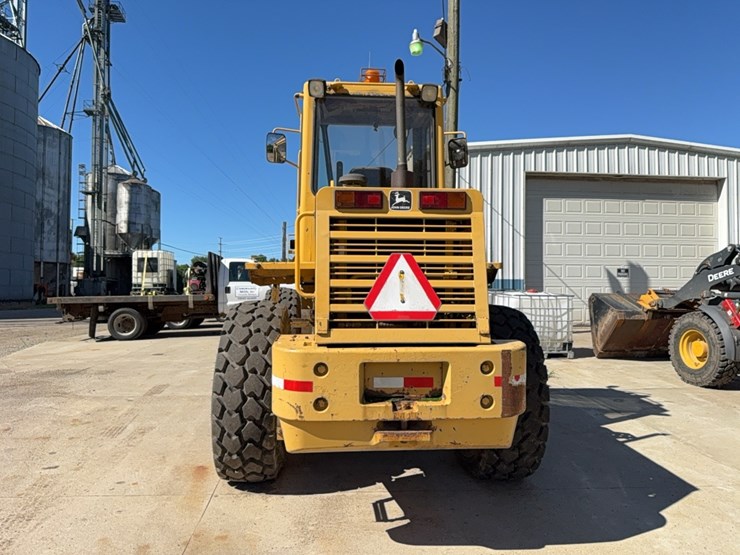 jd-444g-end-loader-image-8