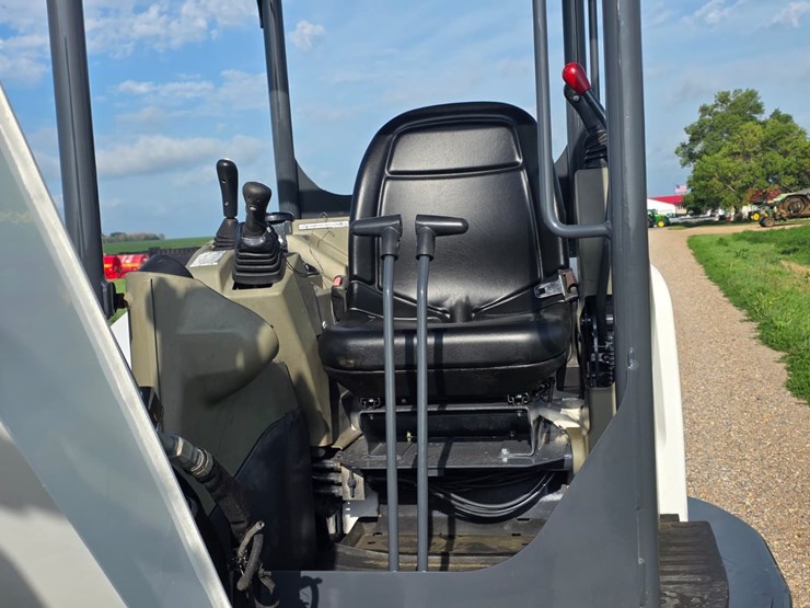 bobcat-e26-image-19