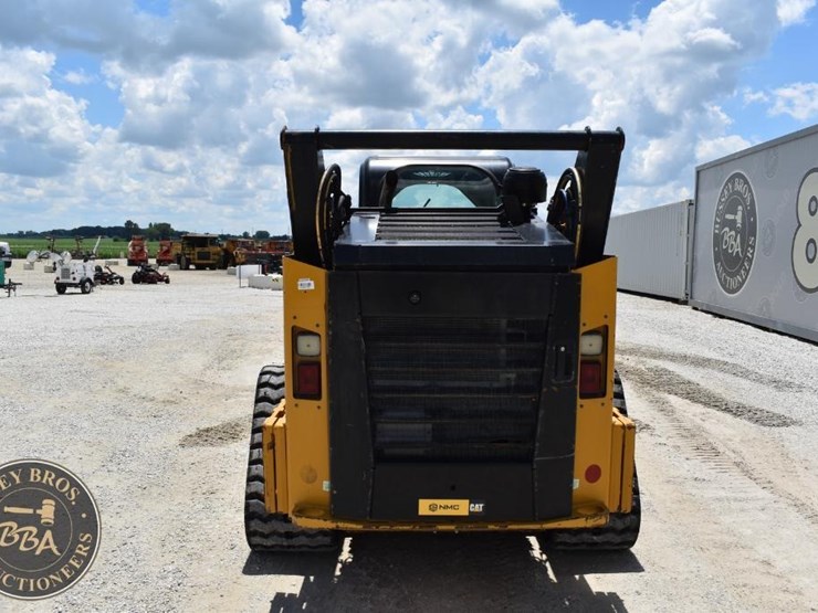 2022-caterpillar-299d3-image-4