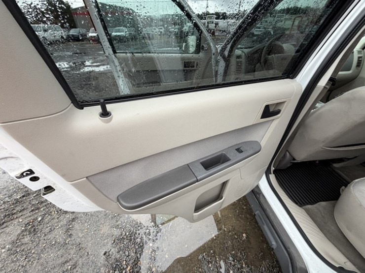 2012-ford-escape-image-20