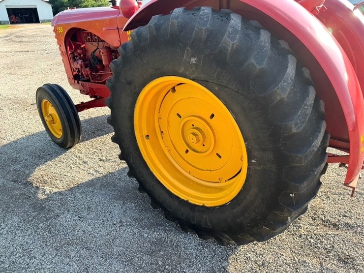 1950-massey-ferguson-55-image-3
