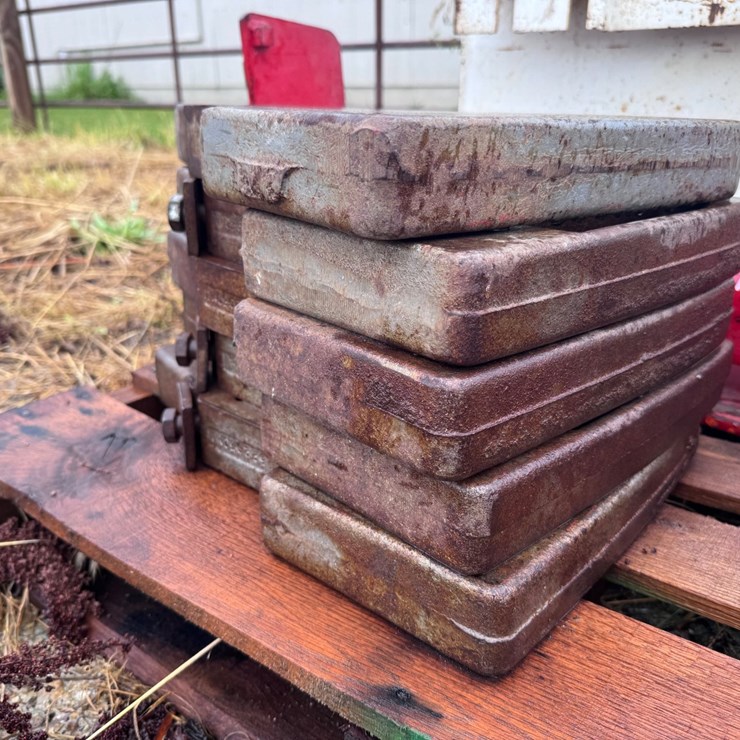#5538 • MF 1130 Front Suitcase Weights
