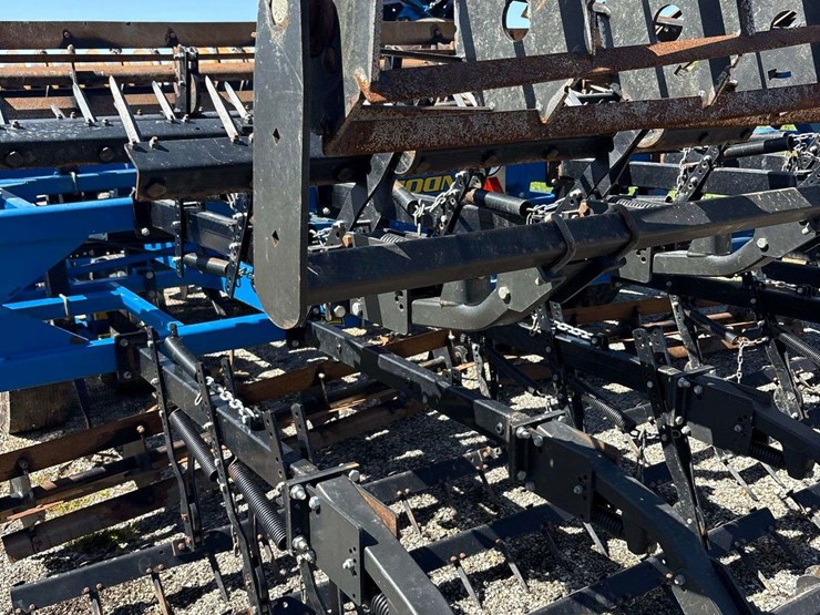 2024-landoll-877-image-13
