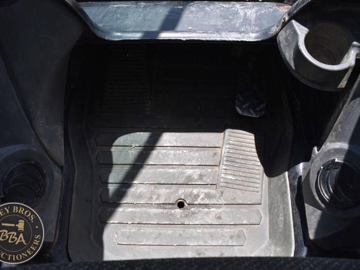 2019-caterpillar-299d2-image-60