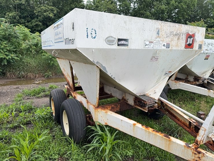 wilmar-pull-type-dry-fert.-spreader-image-9