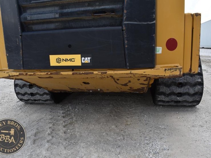 2022-caterpillar-299d3-image-36