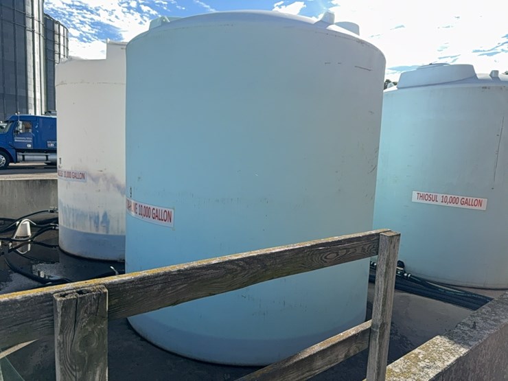 hydra-hume-10,000-gal-poly-tank-image-2