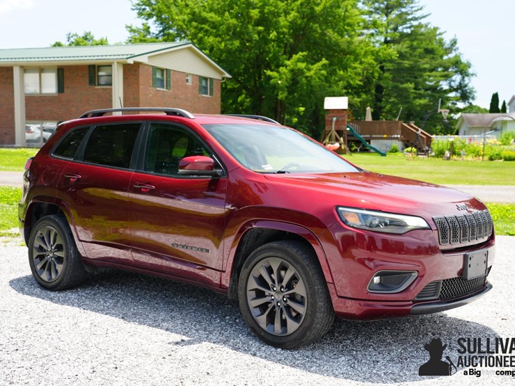 2020-jeep-cherokee-image-3