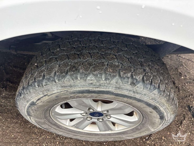 2015-ford-f150-image-24
