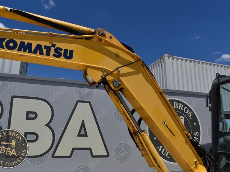 2016-komatsu-pc55mr-5-image-32