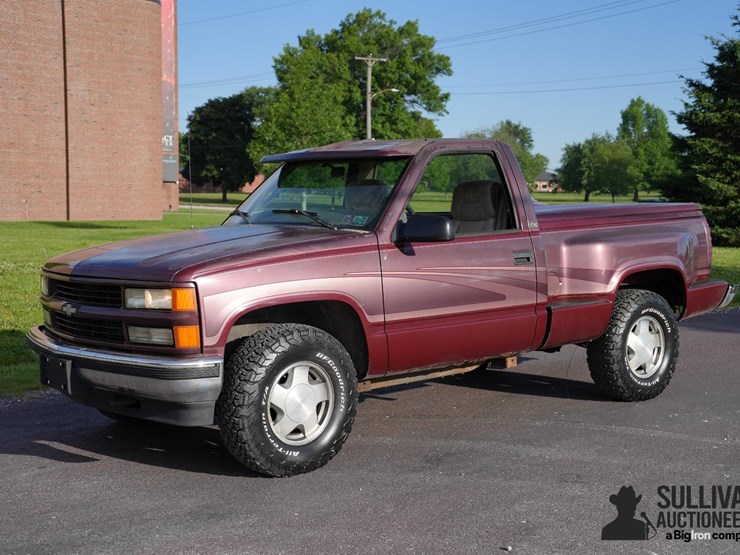 1997-chevrolet-silverado-1500-image-1