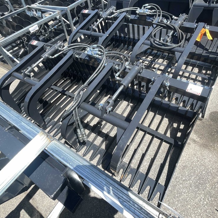 #4338 • Unused 2026 JCT Skid Steer Rock Grapple Bucket (O2)
