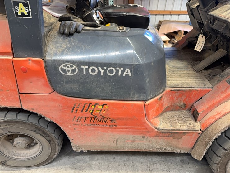 toyota-7fgu42-forklift-image-9