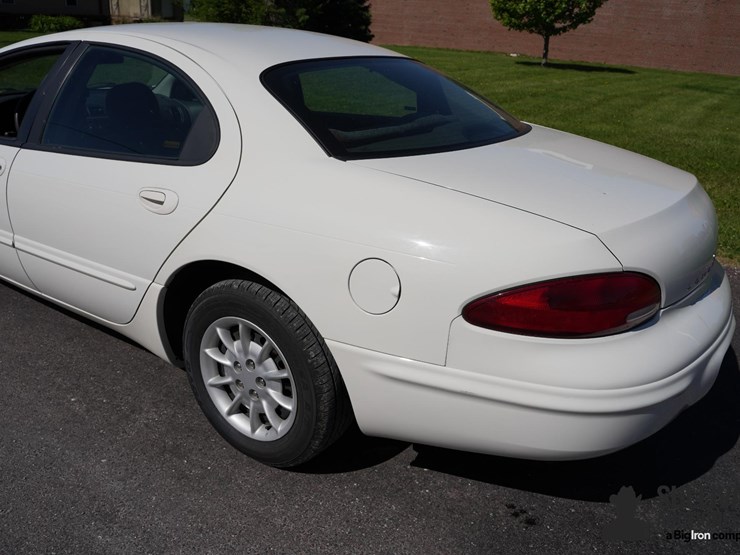 run-#254---1999-chrysler-concorde-sedan-image-16
