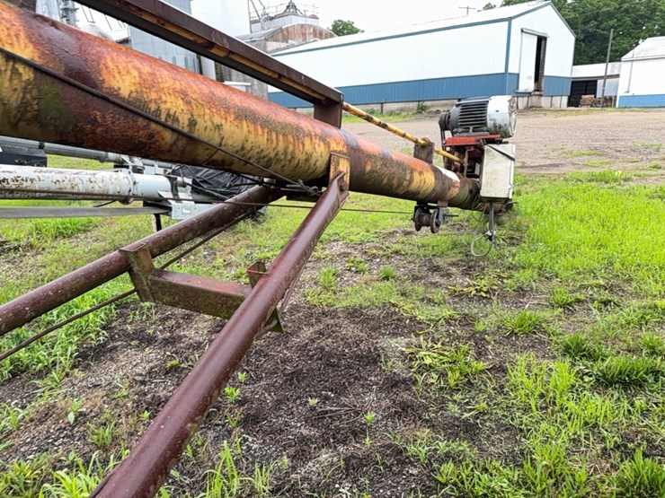 westfield-wr-100-51-transport-auger-image-7