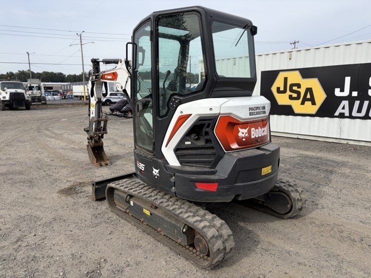 2023-bobcat-e35-image-6