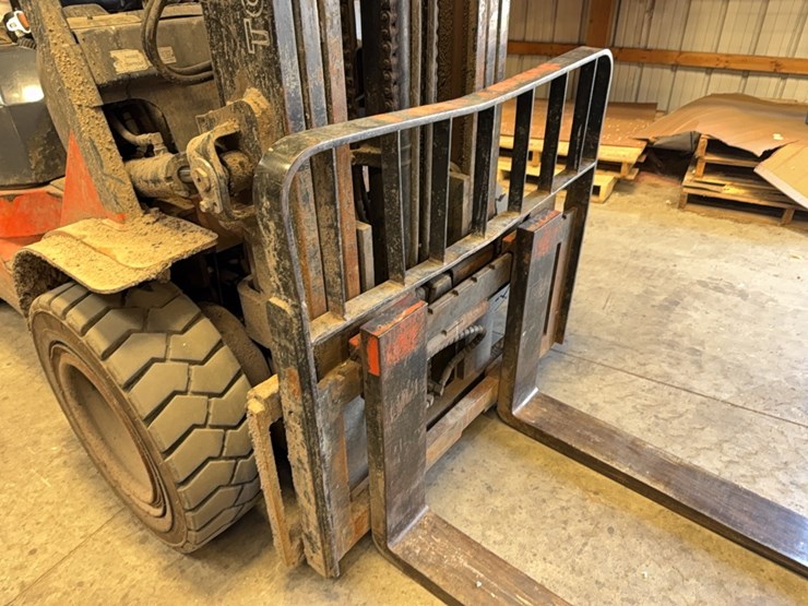 toyota-7fgu42-forklift-image-7