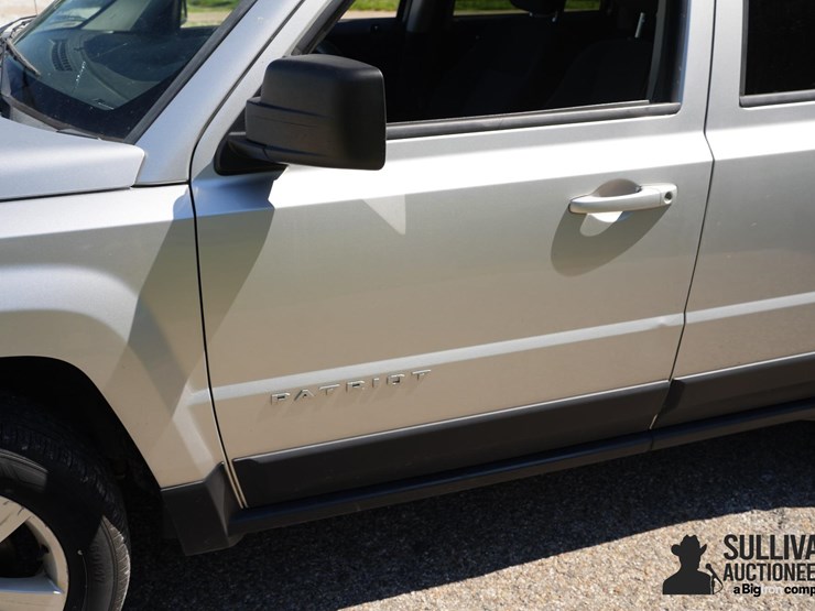 2014-jeep-patriot-image-15