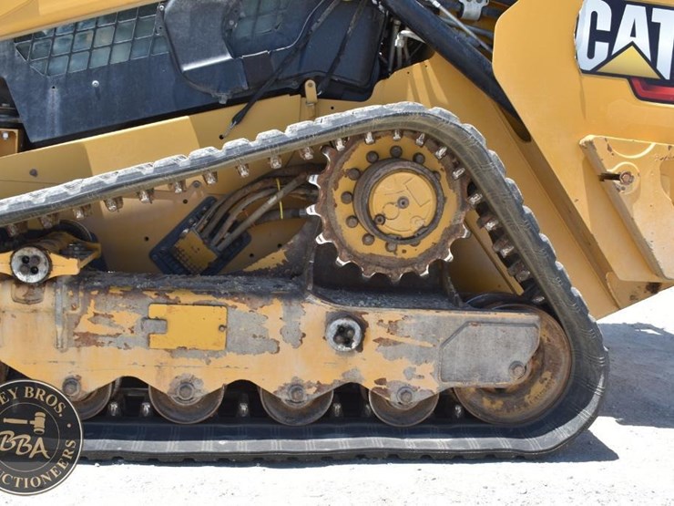 2023-caterpillar-299d3-image-28