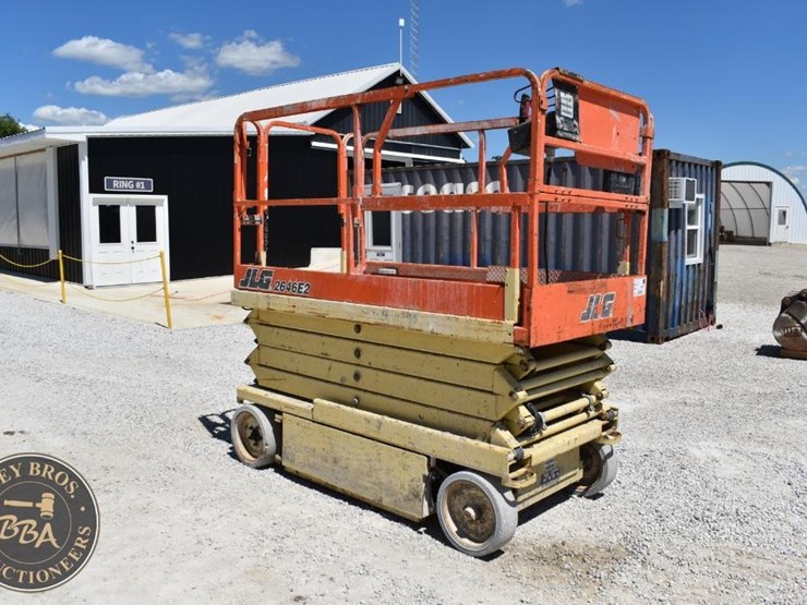 2000-jlg-2646e2-image-7