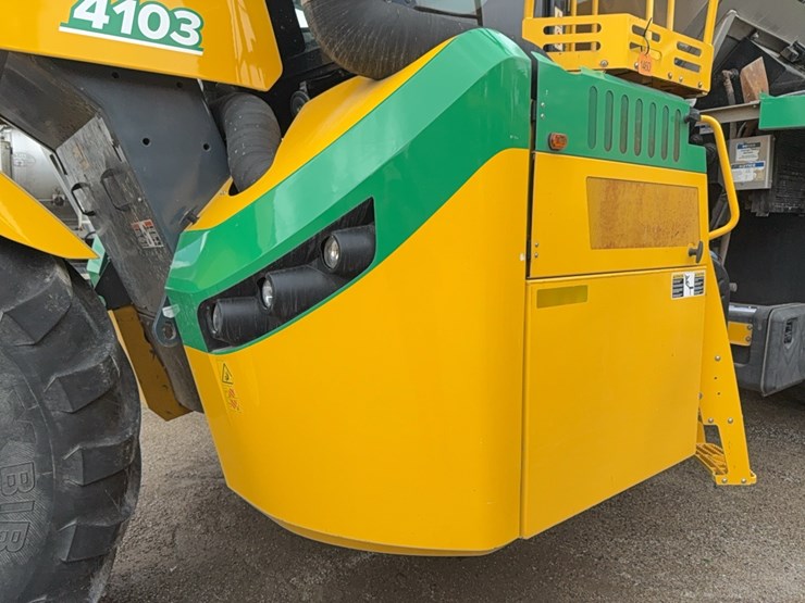 oxbo-4103-dry-applicator-image-13